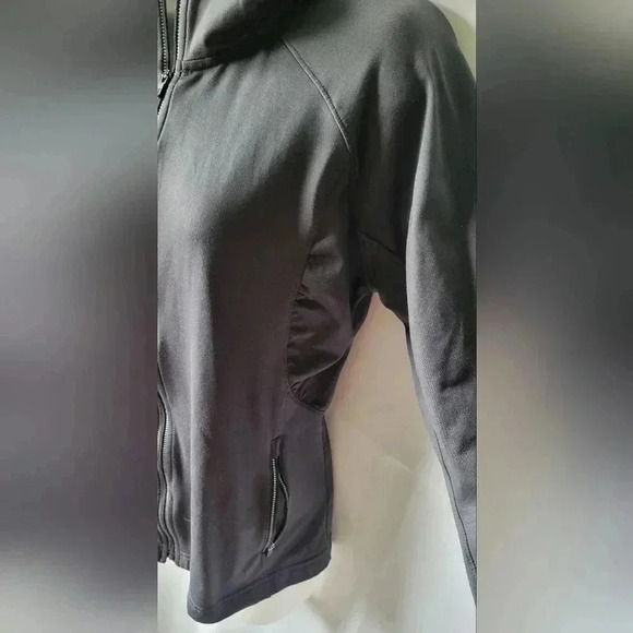 Athleta Grey Workout Athletic Zip Hoodie Jacket With Back Pocket Size Medium - Picture 6 of 16